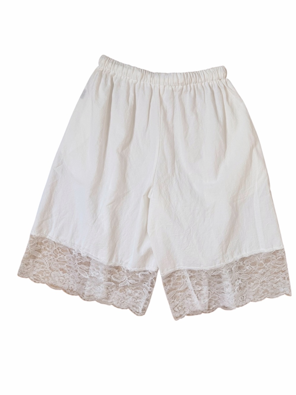 VINTAGE Lace & Cotton Shorts with Pockets . - Picture 3 of 8